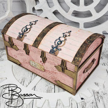 Load image into Gallery viewer, SALE BELINDA BASSON - KIT- STEAMER TRUNK WITH 8 STORAGE BOXES