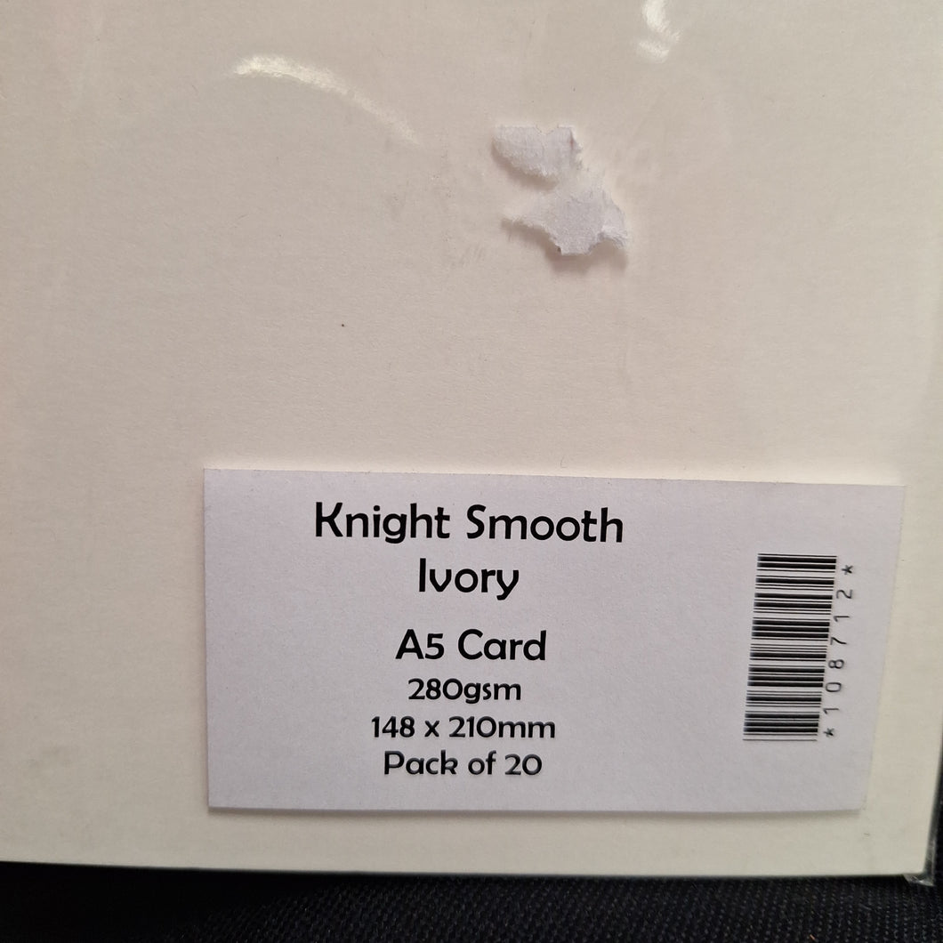 HOUSE OF PAPER - A5 Card Knight Smooth Ivory  20pk