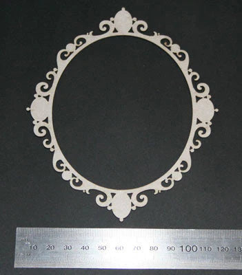 2CRAFTY CHIPBOARD OVAL ORNATE FRAME