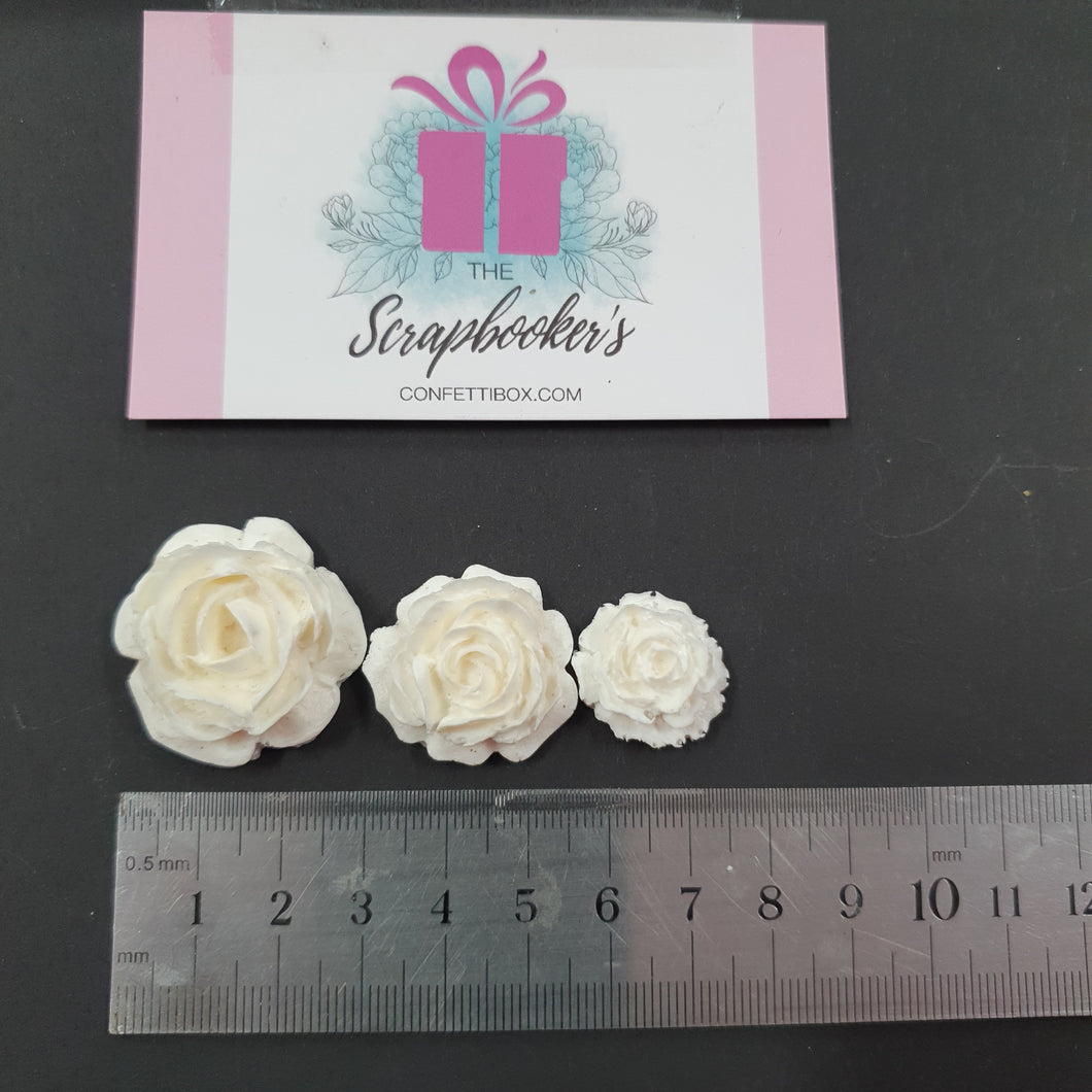 RESIN PIECES - Roses 3pc (27)