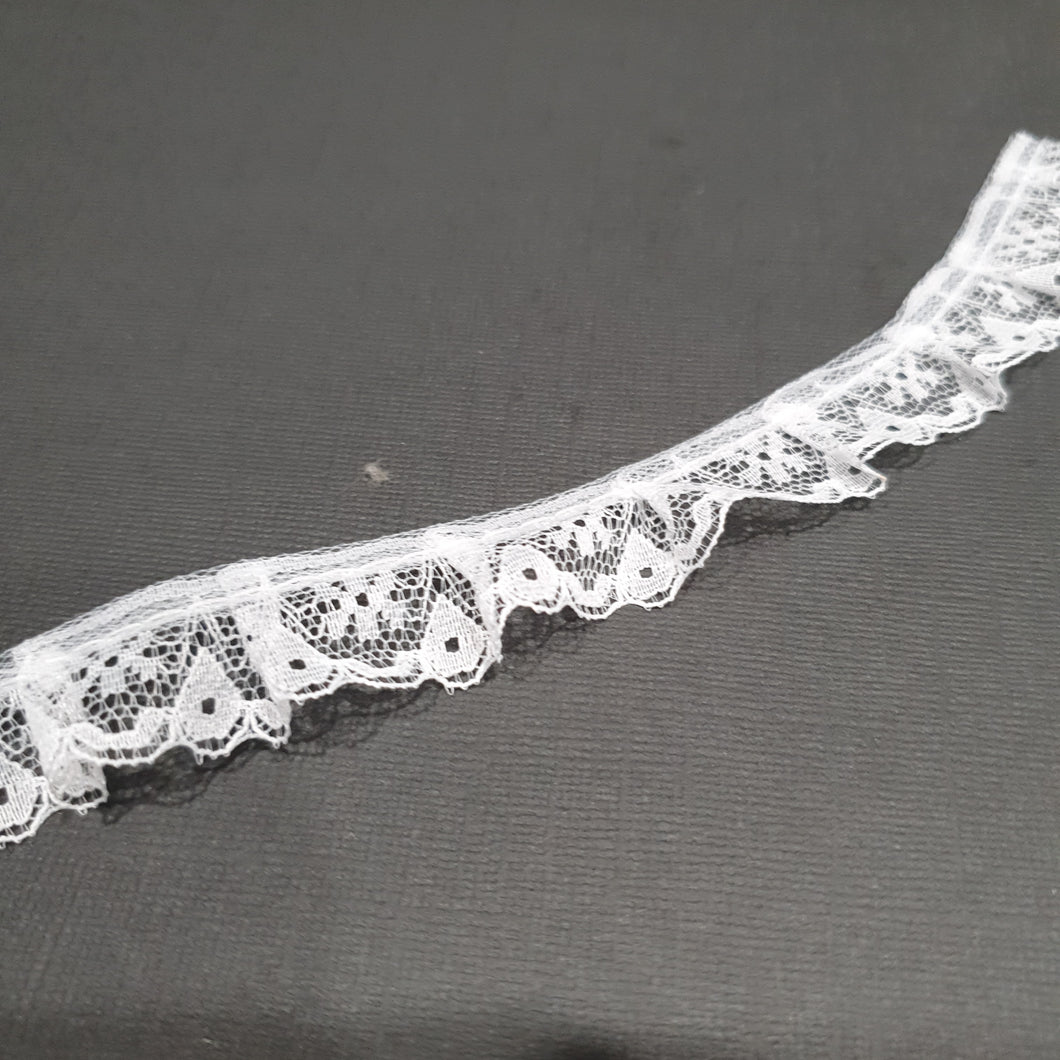 Lace White   I metre   width  15mm #6